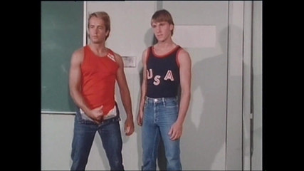 Mon Amie: टेलर पेनप्रेज़ क्लास