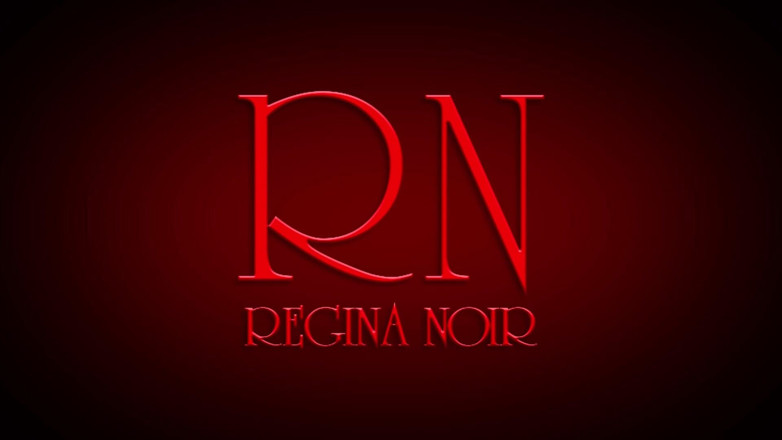 Regina Noir: Blauwe spijkerbroek plaagt door Regina Noir
