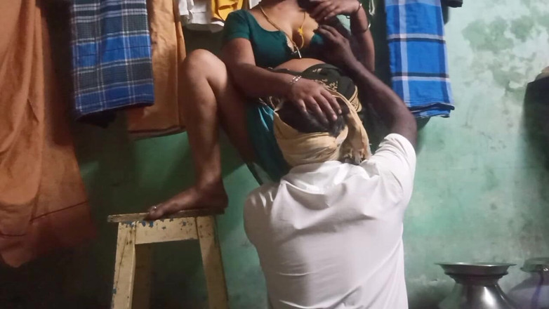 Priyanka314: तमिल देसी - सौतेले भाई और सौतेली बहन की चूत में लंड डाला