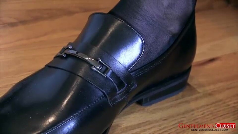 Gentlemen's Closet: Byron Saint 01