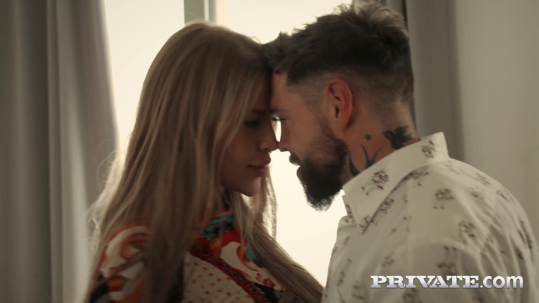 Private.com: La célébration anale de Zlata Shine