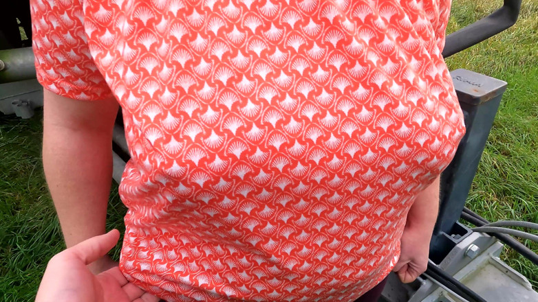 Bouncy Tits Action: खुश थप्पड़ मारना