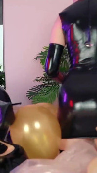 Compilation of Air Ballons Latex Fetish Video