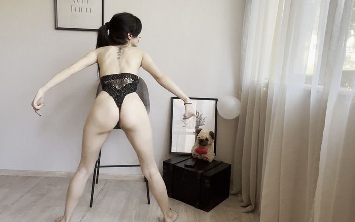 silicone_brunette: 11 Min Twerk