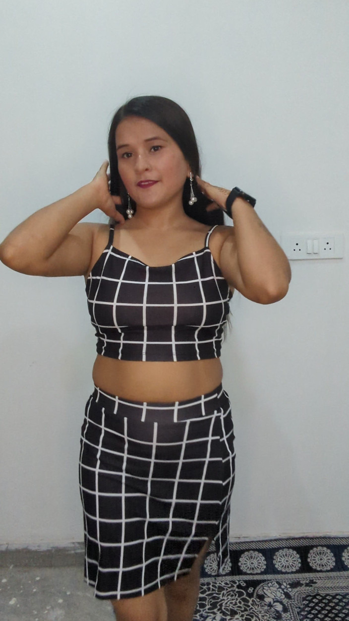 Pooja singh video: One Pooja Rawat