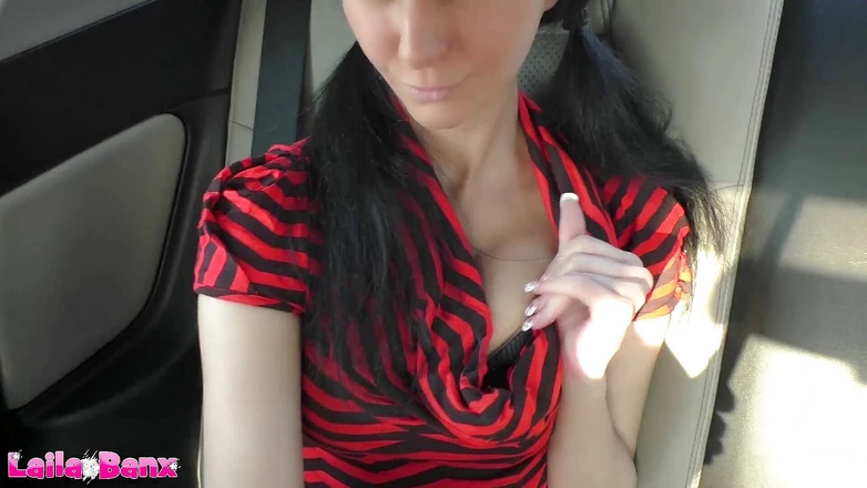 Laila Banx: Poesjestaxi! Kut vingerend door de stad