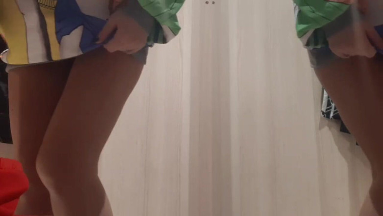 Putana dreams: Teen undress in fitting room and touching pussy