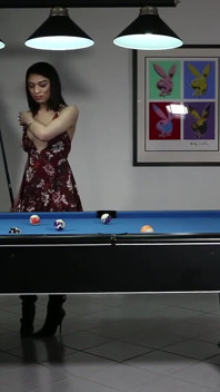 TS Valentina Mia plays with her dildo!
