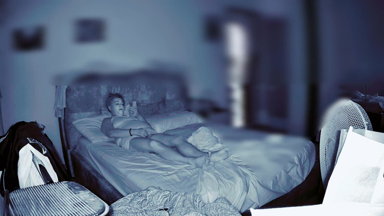 Chupita84: Wife Secretly Masturbates in the Room While Her Husband Is...