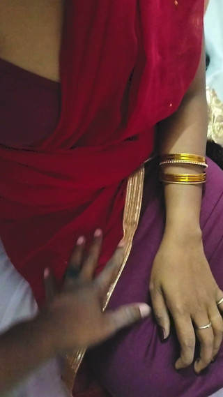 Maaya-chaiya: Indian Bhabi Sucked First Time