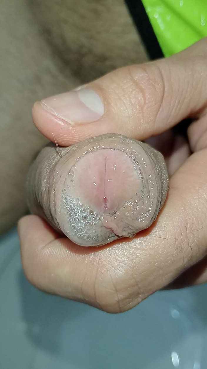 Rey rey: Velký chlupatý pták, masturbuje ve veřejné koupelně, téměř jsem byl...