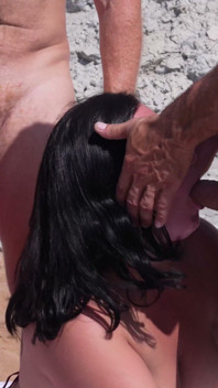 Donne mature su spiagge noiose catturano due maschi