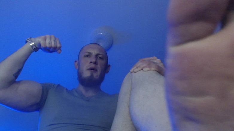 Hunky time: Chefe domina