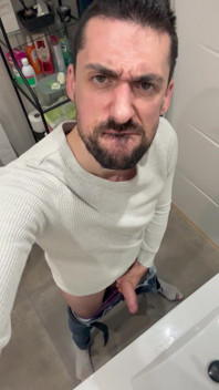Stepdaddy Jerking off