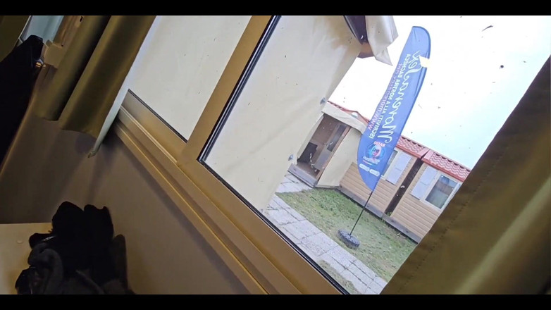 Ferrero anal experience: Henjutan keras di banglo swinger oleh zakar besar pt. 2