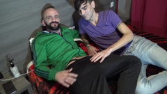 Gaybareback: Twink scopato senza preservativo da stallone sexy