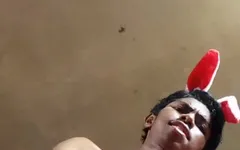 Páscoa chocolate adolescente masturbando e masturbando