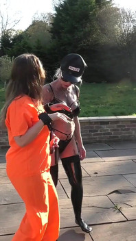 Útěk znovu zachycena masážní policií