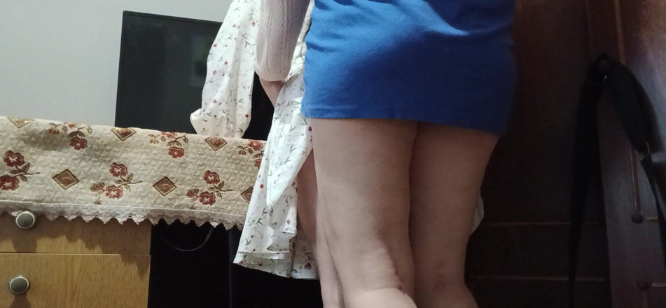 Lesbian-candys: 宿題をしなかったので、先生は私をかがめさせ、後背位にしました