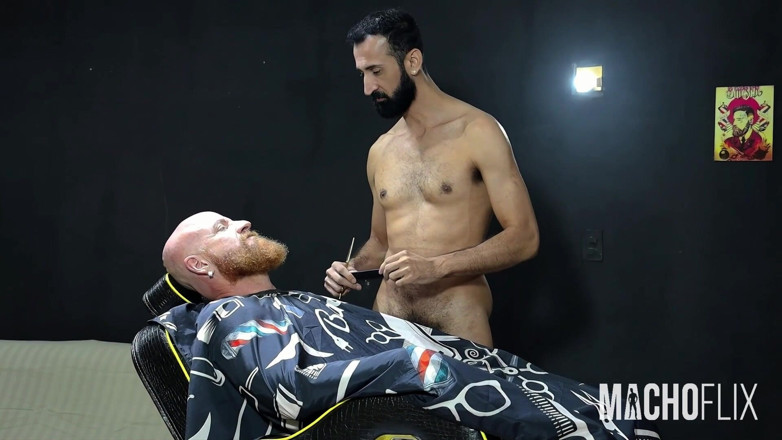 MACHOFLIX: Naturist barber