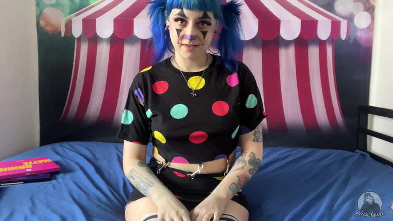 Alice Bean: Приниження фемінізації