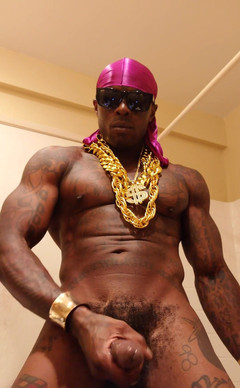 Hallelujah Johnson: Jeremiah Mcpherson Messiah memancut mani pada zakarnya