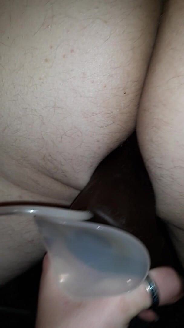 Harley Paradise: Moglie sodomizza il culetto stretto del marito