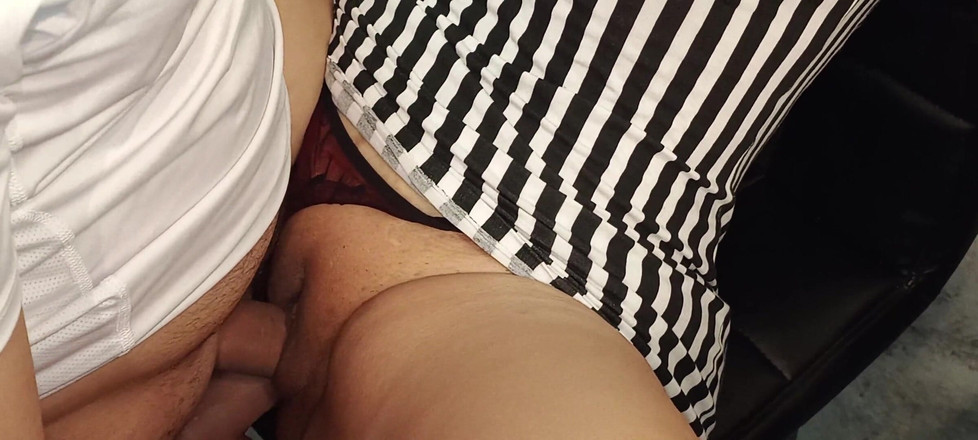AlinaVelvet: My First Double Penetration I Eat Two Cocks One Guy,...