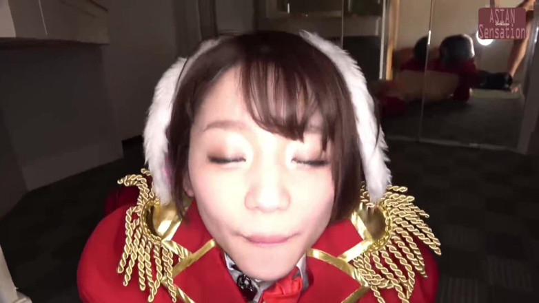 J-Cams: Bratty Cosplayer - tanpa batang, menelan dan orgasme - Bab 2
