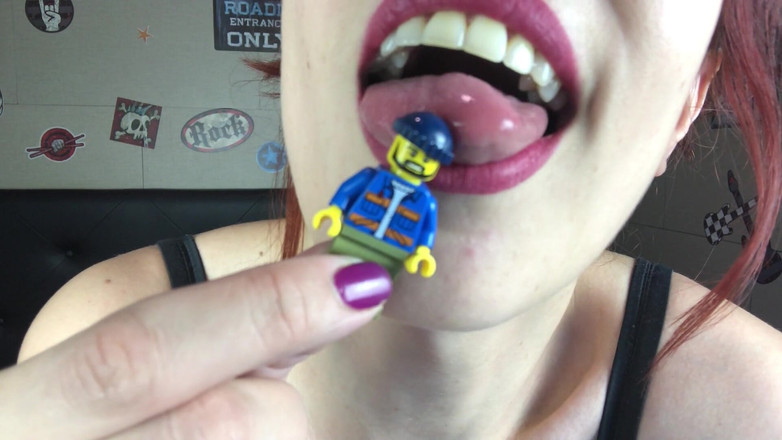 Candystart Videos: Jättinna äter fetisch