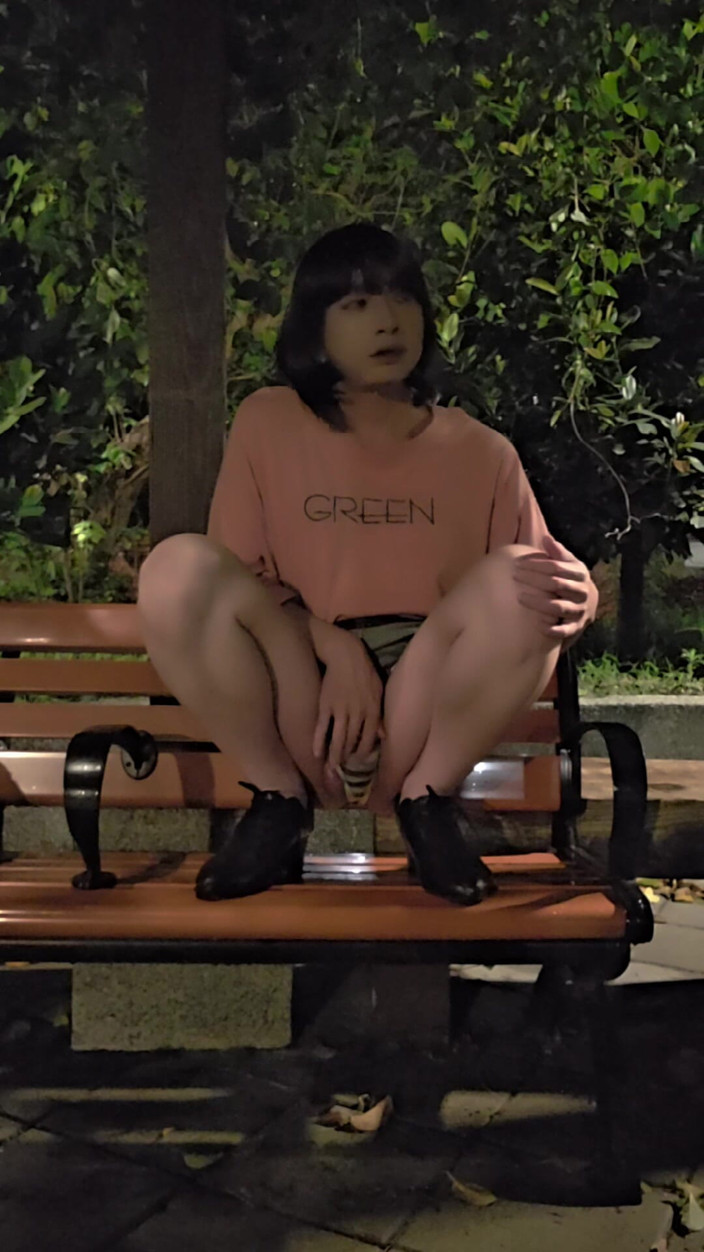 Taiwancdgirl: A pseudo-garota Tingxuan se masturba ao ar livre com uma...