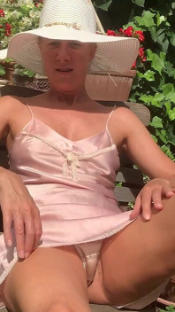 Exhib De Panotte En Nuisette De Soie
