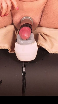 Die schwarze domina Day 4 - elektrischer Edging, das ganze sperma herausquetschen, ruinierter orgasmus für den sklaven