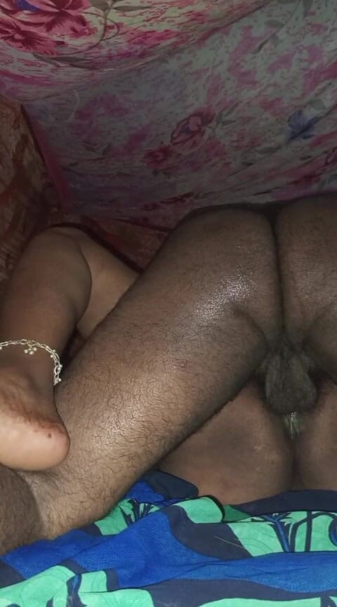 Auntixxx69: Mój przyrodni brat i ja zalana pociem podczas seksu w...