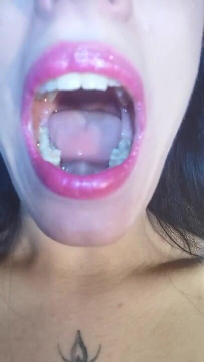 Beth Kinky: आओ और मेरे गले को चोदो