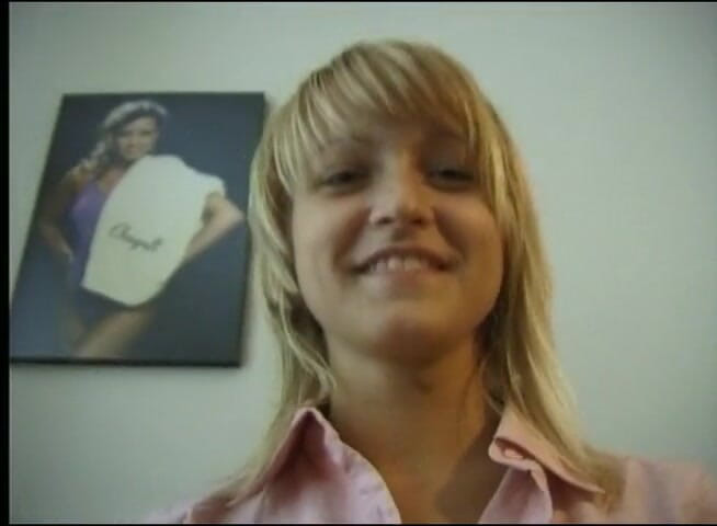 Flash Model Amateurs: Blonde teenage chick gets her pussy licked at the casting