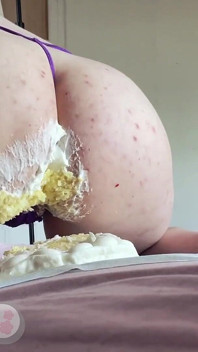 Tårt sitter och sploshing för min födelsedag