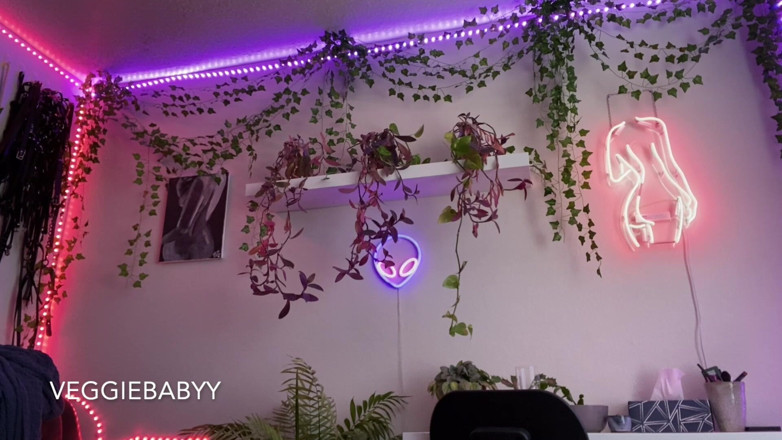 Veggiebabyy: Racun Ivy mengusik dan kongkek maya
