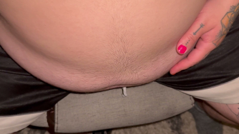 SoftBakedAfterDark: Adorazione della pancia - grasso da donna a uomo trans