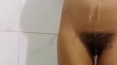 Pissing Video Asian Teen Pissing While Bathing Part 02