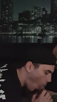 Můj chlapec mě chytil, když jsem honí a kouřím