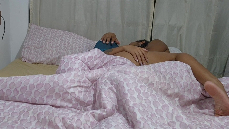 Joao the Safado: Joven Deportista Le Entregó Su Coño Con Las Piernas Sobre...