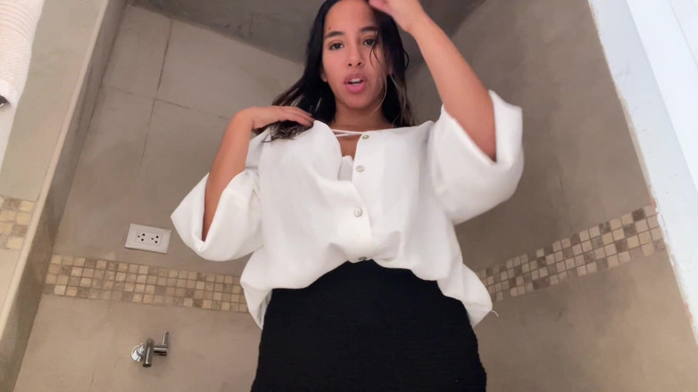 Goddess Alexa femdom: Nyonya rumah membuat Anda jalangnya bermain peran verbal penghinaan biseksual...