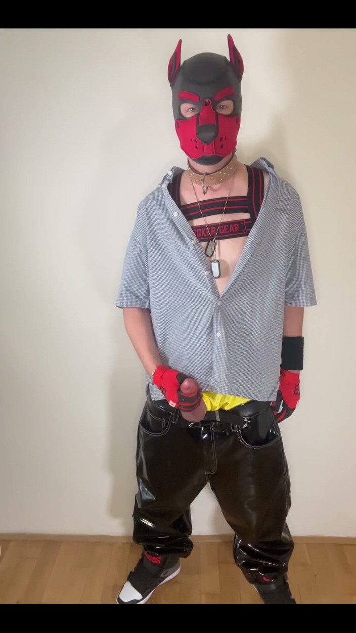 AndreDox: Horny Sagger Boy!