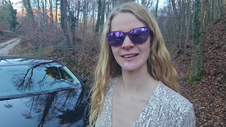 Bikergirl_97: Neujahrs Auto-panne Endet Mit Bezahl avsugning und ansiktsbehandling