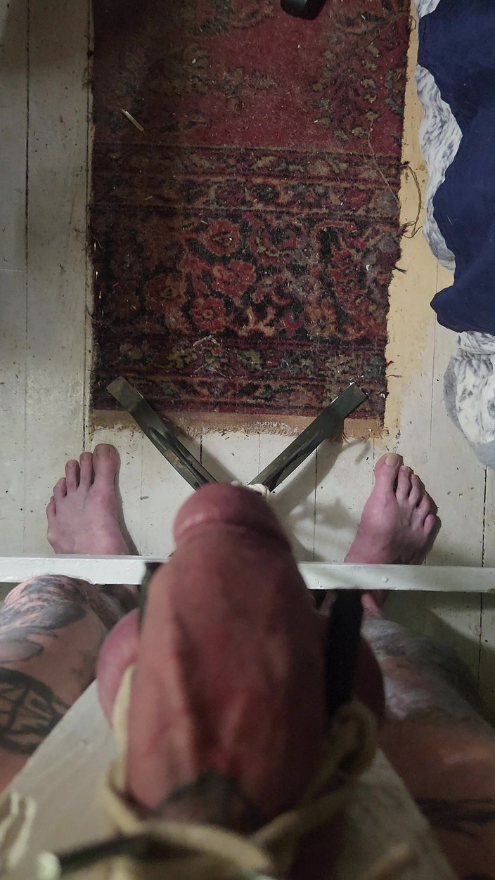 Goode Girl: Brava Ragazza Trattamento Crocefisso