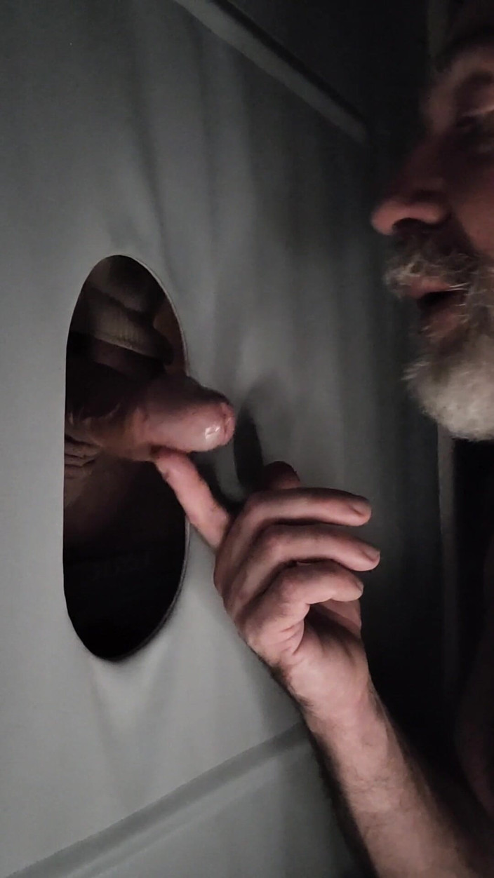 JackvanDean: Bearded at the Gloryhole