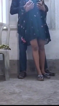 Tution Me Ayi Ladki Ko Teacher Ne Chupke Se Aur Ek Room Me Le Jake Chod Dala