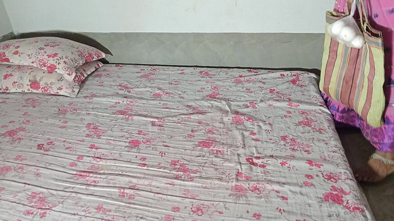 FireeCouple: Prodavač vajíček Ne Akeli Bhabhi Ko Choda - Šukání Osamělé Bhabhi