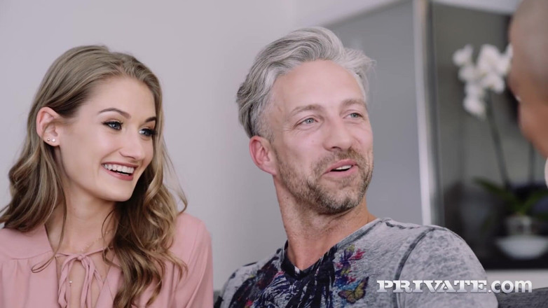 Private.com: Tiffany Tatum och Gabi Gold erbjuder en dubbel avsugning och...